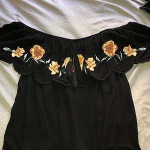 Women’s Off the Shoulder Top